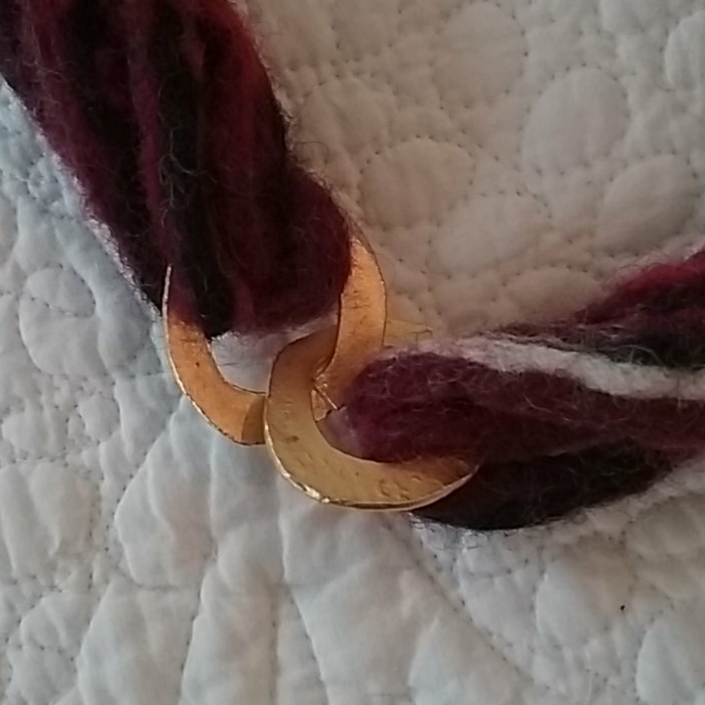 Necklace - Picture 2 of 3